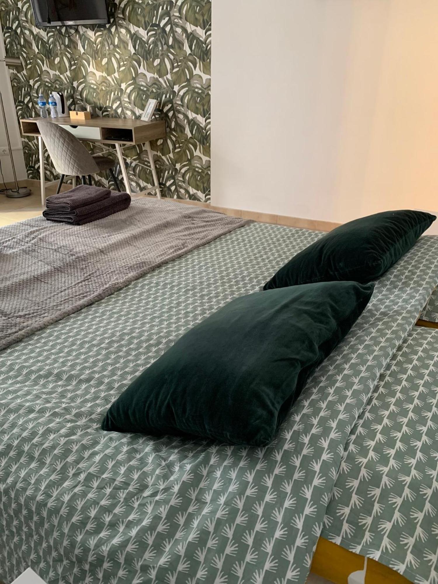 Hostal Casa Michaels Mora d'Ebre Εξωτερικό φωτογραφία